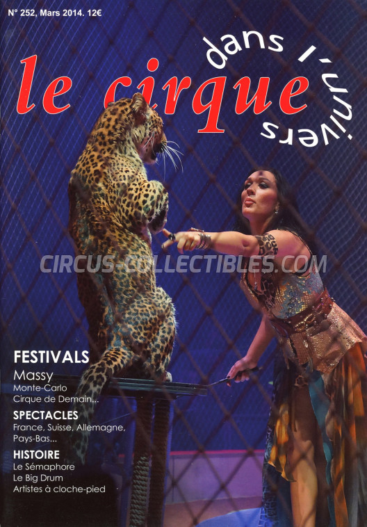 Le Cirque Dans L'Univers - Magazine - 2014